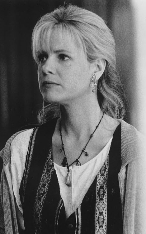 photo-Bonnie Hunt 1995