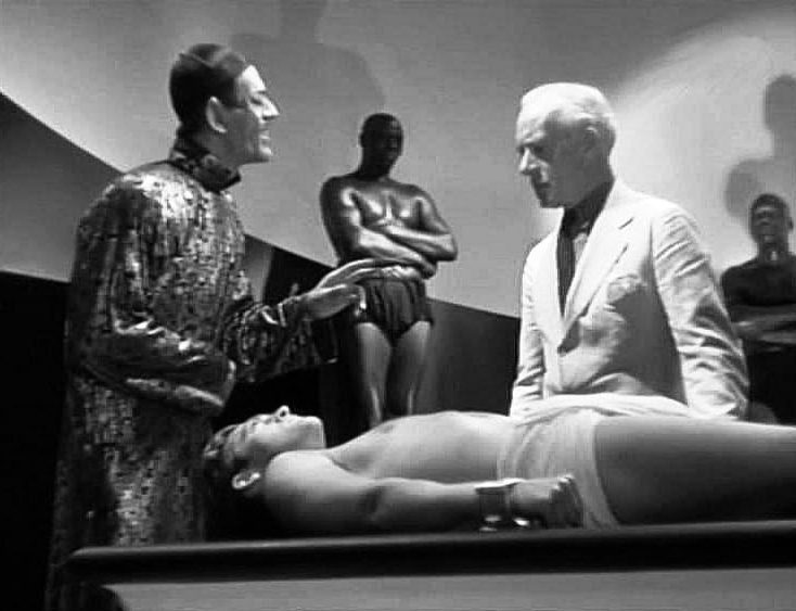 photo-Boris Karloff 1932