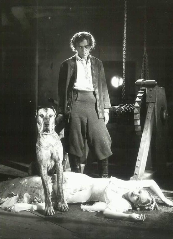 photo-Boris Karloff 1935