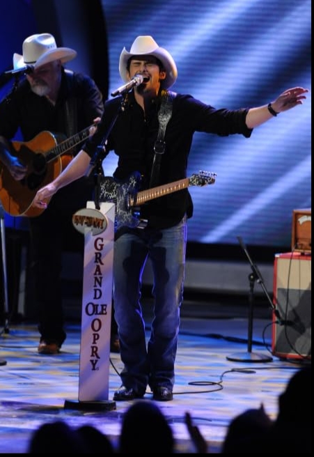 photo-Brad Paisley 2002