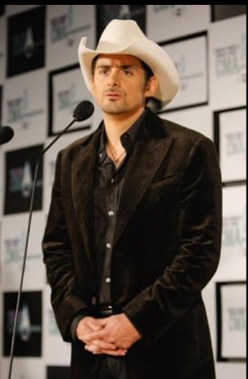 photo-Brad Paisley 2010