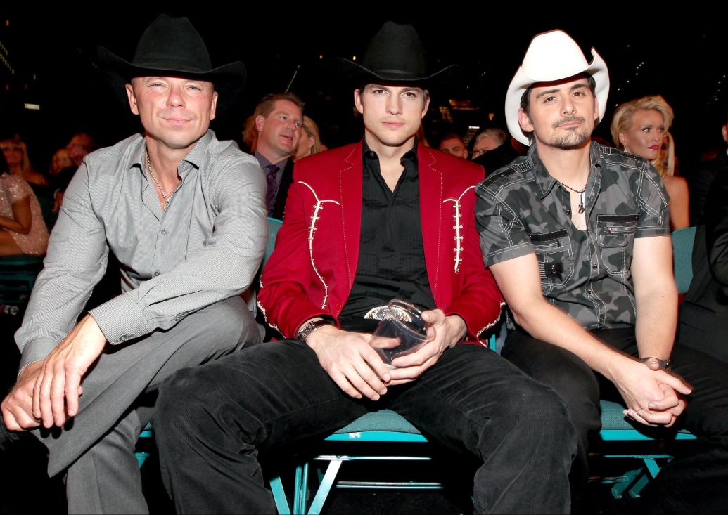 photo-Brad Paisley 2012