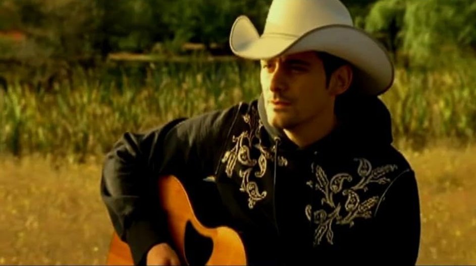 photo-Brad Paisley 2005