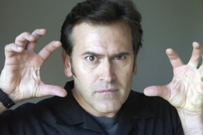 photo-Bruce Campbell 2002