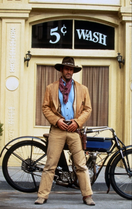 photo-Bruce Campbell 1993