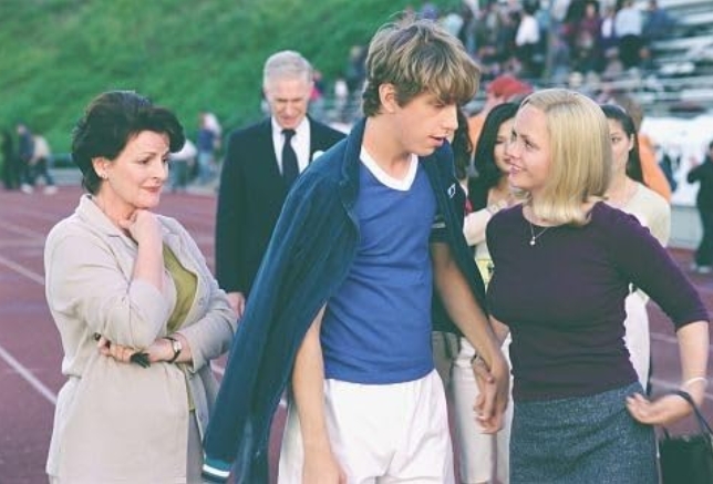 photo-Brenda Blethyn 2002