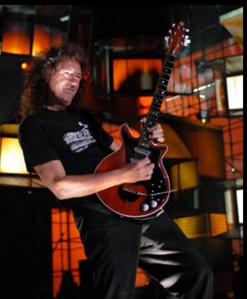 photo-Brian May 2006