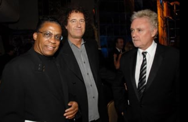 photo-Brian May 2006