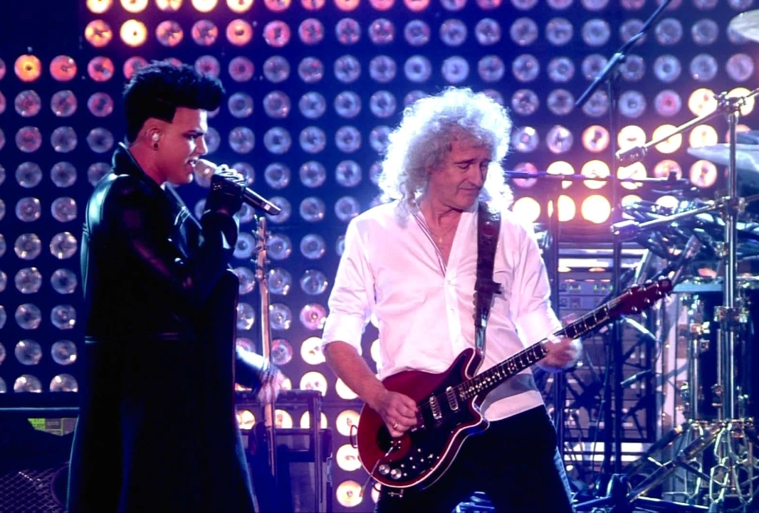 photo-Brian May 2011