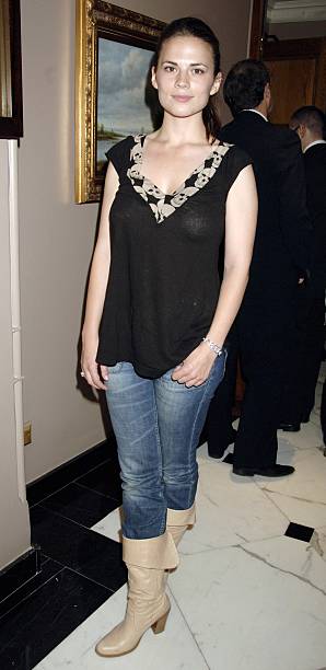 photo-Hayley Atwell 2006