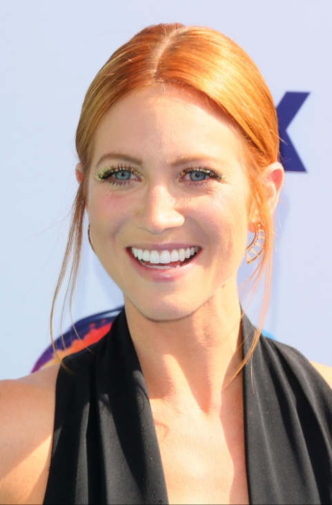 photo-Brittany Snow 2019
