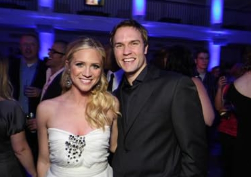 photo-Brittany Snow 2008