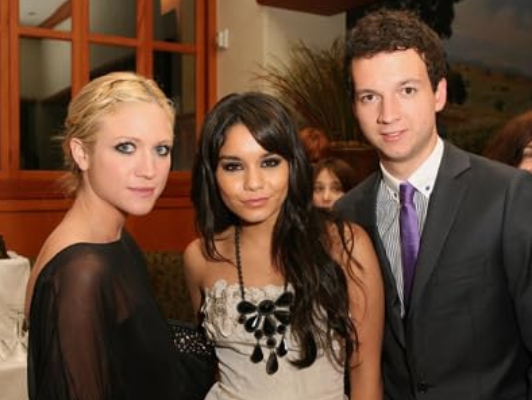 photo-Brittany Snow 2009