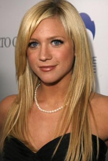 photo-Brittany Snow 2007
