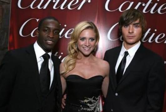 photo-Brittany Snow 2008