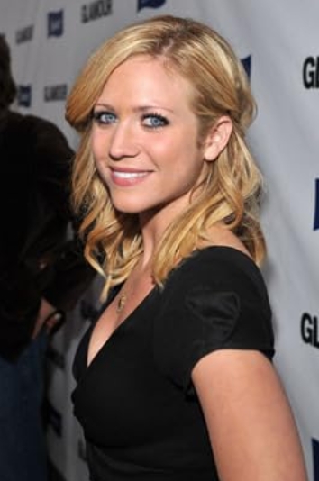 photo-Brittany Snow 2008