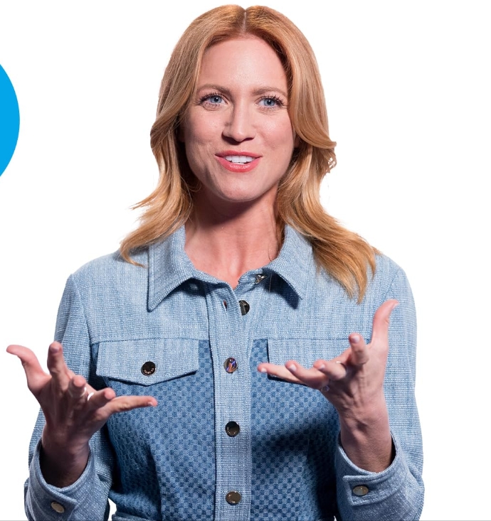 photo-Brittany Snow 2020