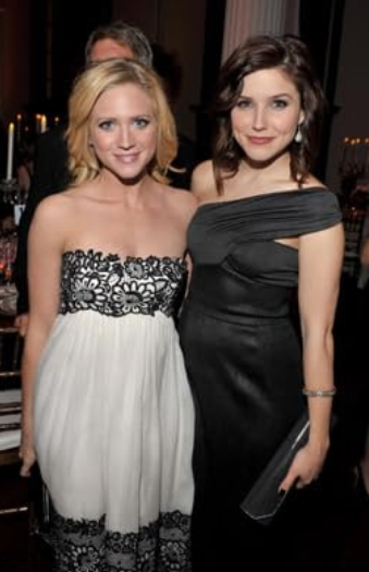 photo-Brittany Snow 2008