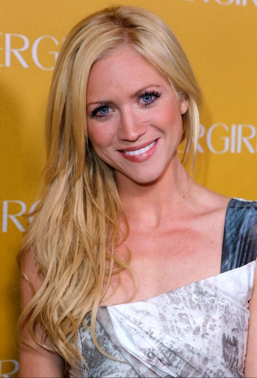 photo-Brittany Snow 2011