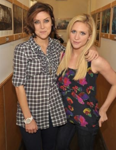 photo-Brittany Snow 2010