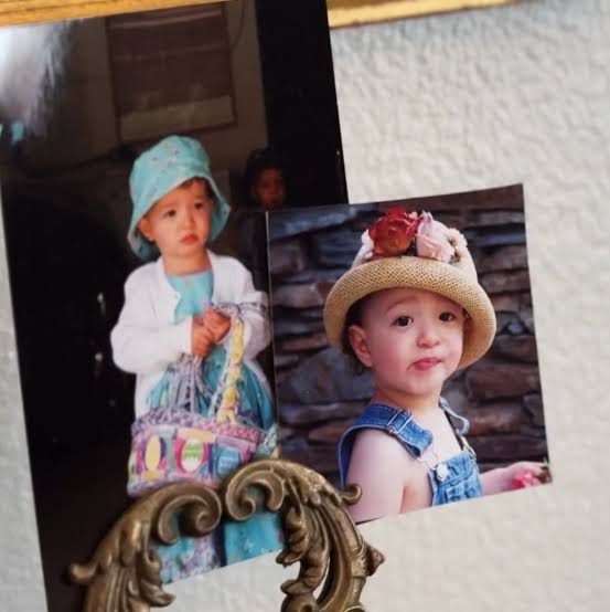 photo-Mikey Madison 2001