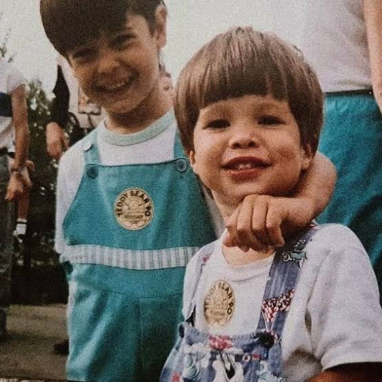 photo-Andrew Tate 1991