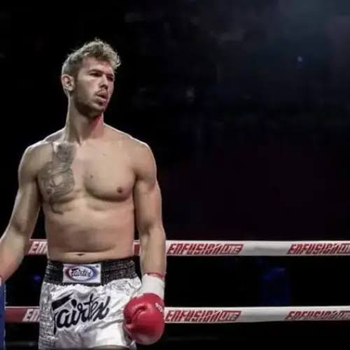 photo-Andrew Tate 2011