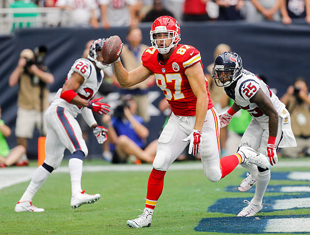photo-Travis Kelce 2015