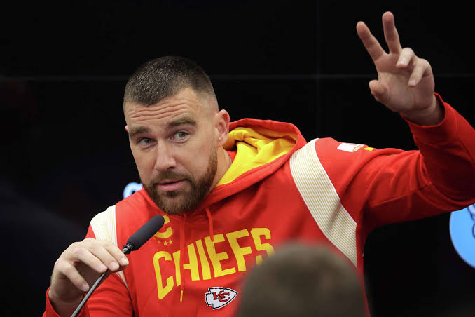 photo-Travis Kelce 2010
