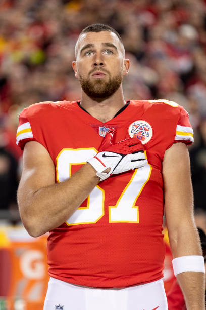 photo-Travis Kelce 2021