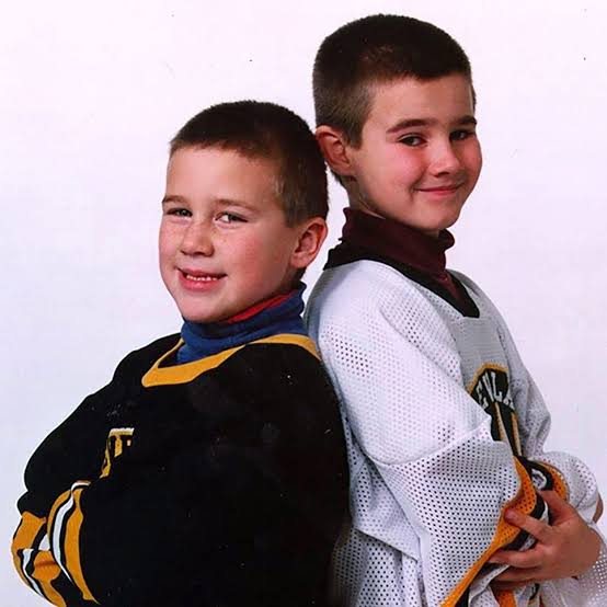 photo-Travis Kelce 1998