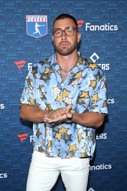photo-Travis Kelce 2022