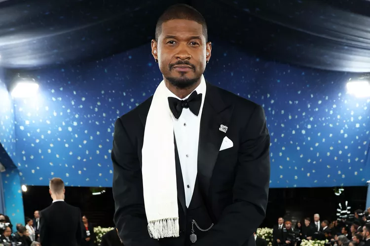 photo-Usher 2025