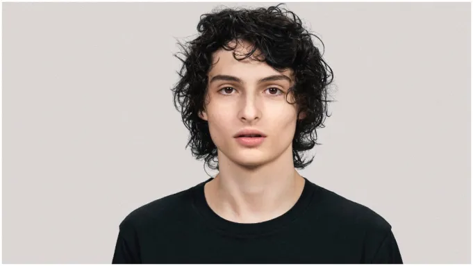 photo-Finn Wolfhard 2025