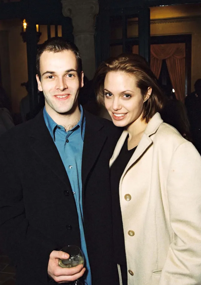 photo-Jonny Lee Miller 1997