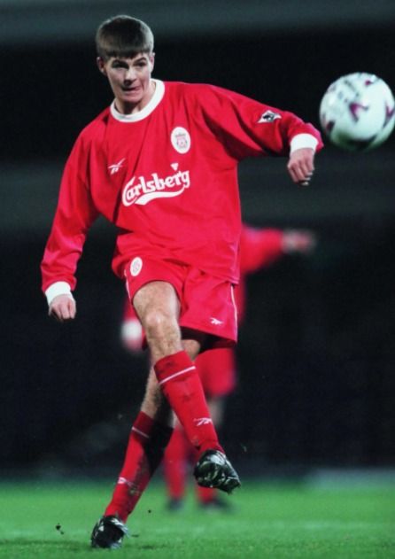 photo-Steven Gerrard 1998