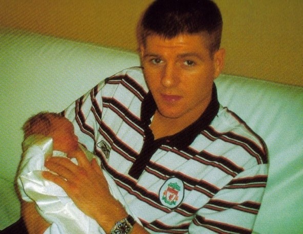 photo-Steven Gerrard 2002