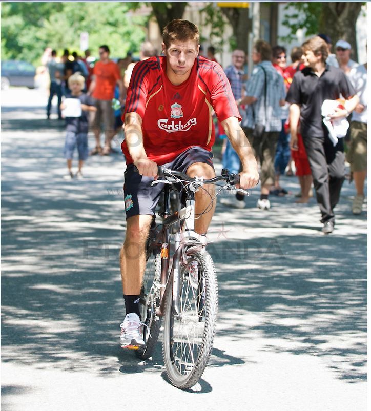 photo-Steven Gerrard 2001