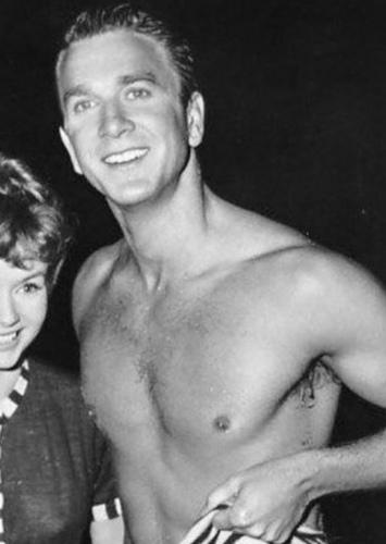 photo-Leslie Nielsen 1954