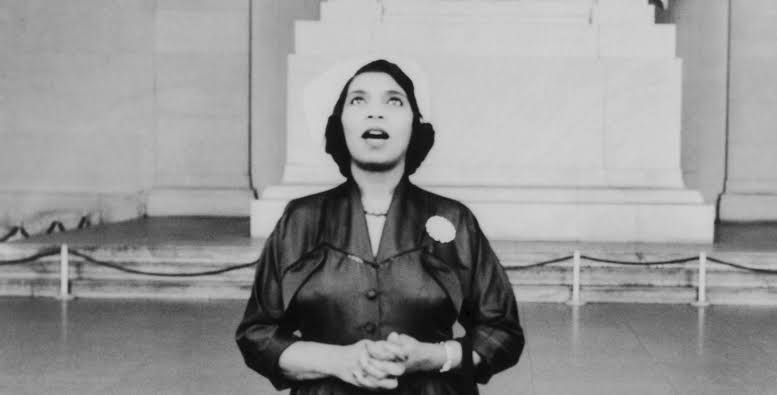 photo-Marian Anderson 1914