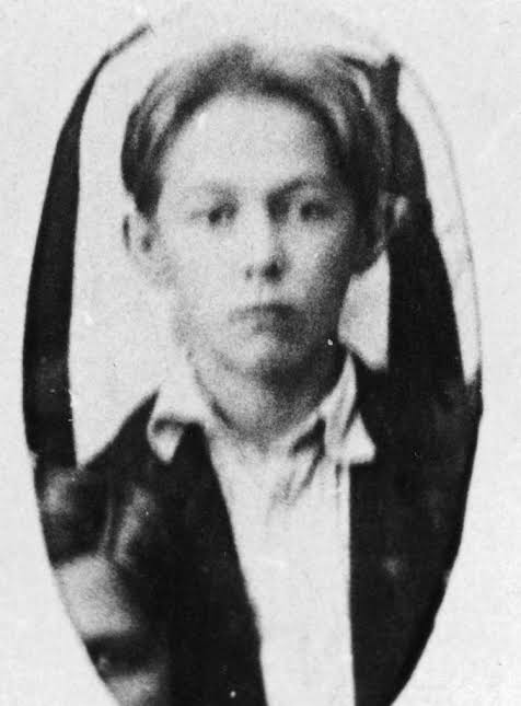 photo-Aleksandr Solzhenitsyn 1927