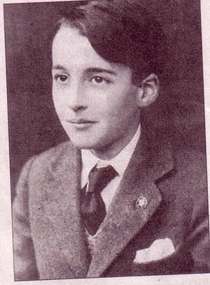 photo-Christopher Lee 1932