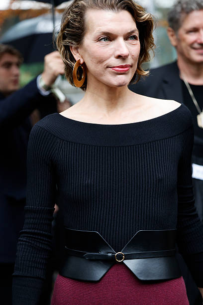 photo-Milla Jovovich 2025