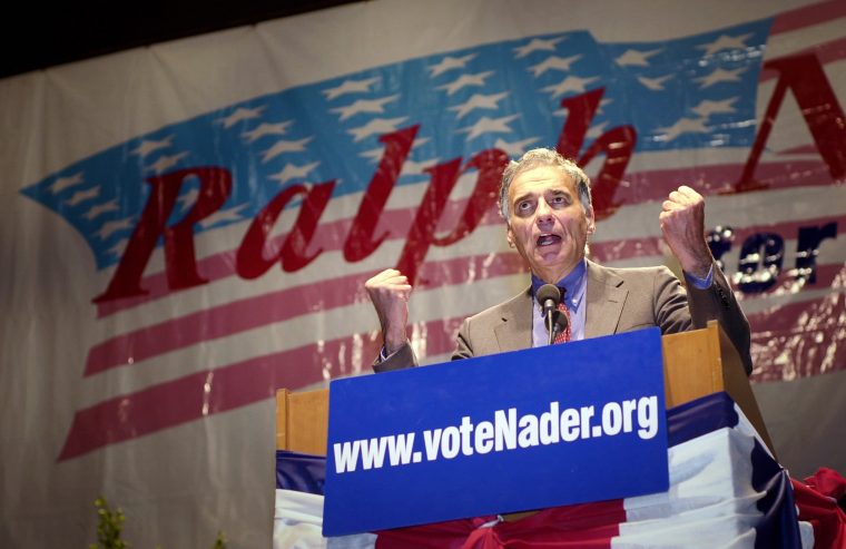 photo-Ralph Nader 2000