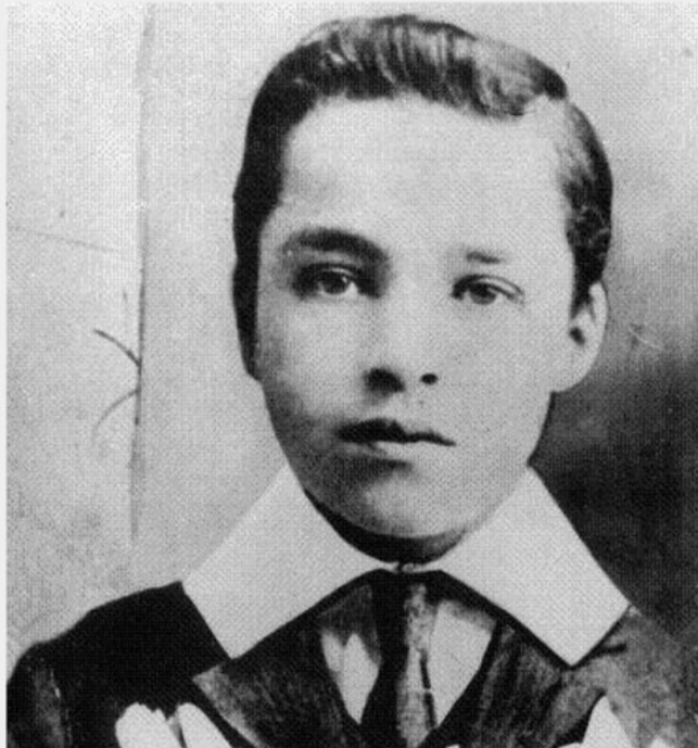 photo-Charlie Chaplin 1899