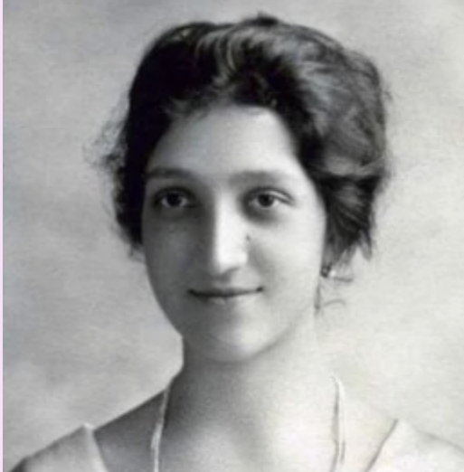 photo-Antonieta Rivas Mercado 1930