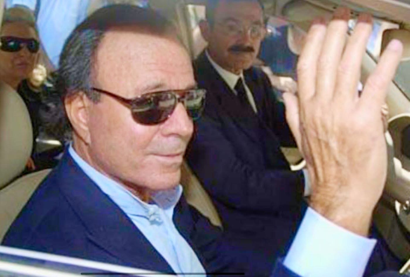 photo-Julio Iglesias 2026