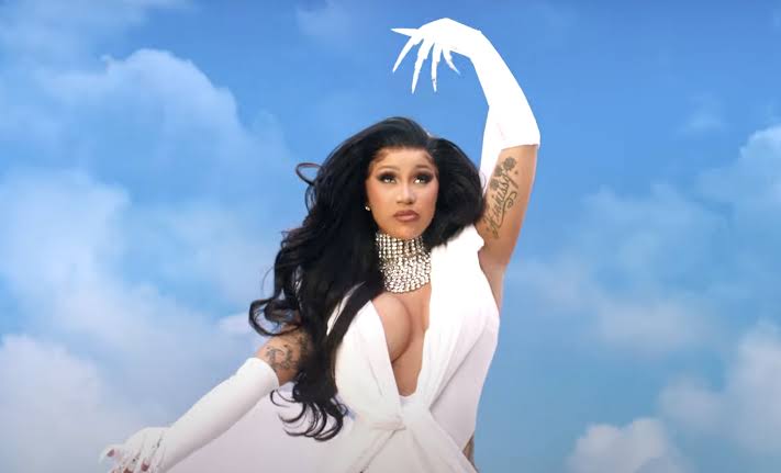 photo-Cardi B 2022