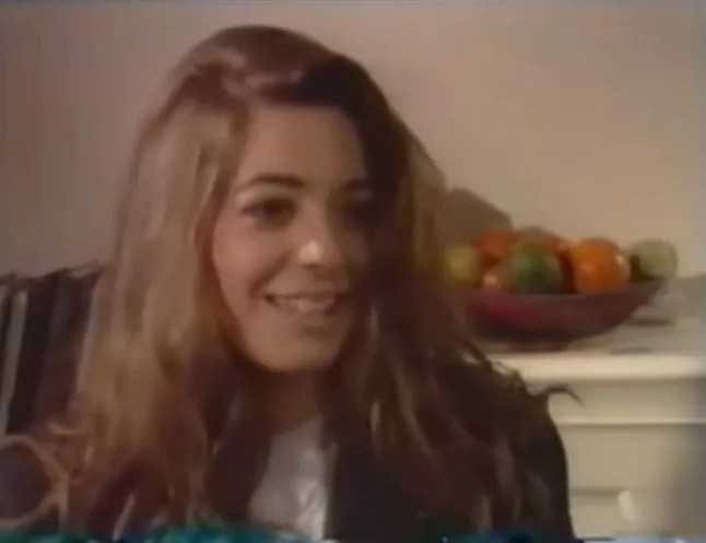 photo-Claudia Winkleman 1992