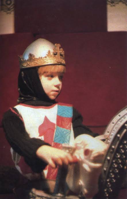 photo-Damon Albarn 1972